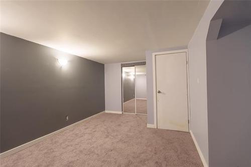 43 Ellington St, Winnipeg, MB 