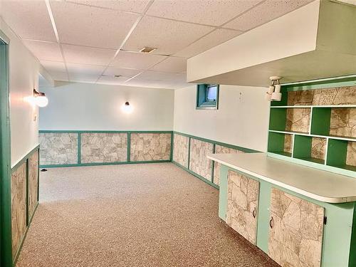 69 Red Oak Dr, Winnipeg, MB 