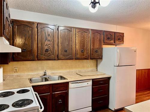 69 Red Oak Dr, Winnipeg, MB 