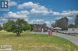 4590 WALKER  Windsor, ON N8W 5V6