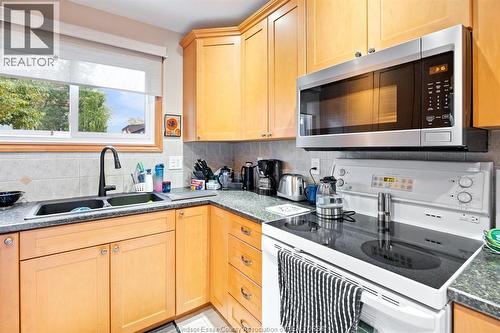 6344 Thornberry, Windsor, ON - Indoor Photo Showing Kitchen With Double Sink