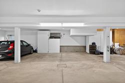 Garage - 