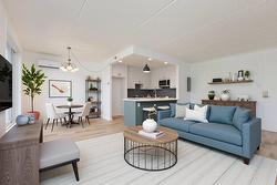 303-350 Rue Querbes  Vaudreuil-Dorion, QC J7V 6B6