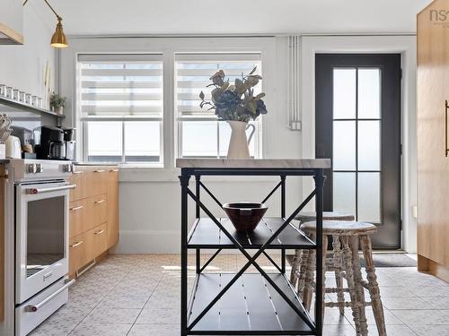 94 Main Street, Yarmouth, NS 