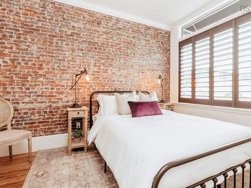 94 Main Street, Yarmouth, NS 