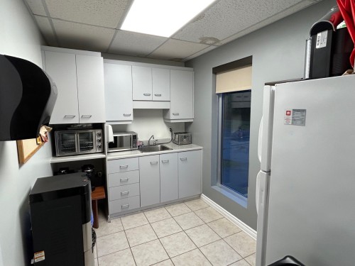 Cuisinette - 300 Boul. Lachapelle, Saint-Jérôme, QC - Indoor Photo Showing Kitchen