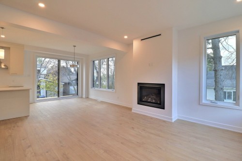 Salon - 12 Rue Derwin, Gatineau (Aylmer), QC - Indoor Photo Showing Living Room With Fireplace
