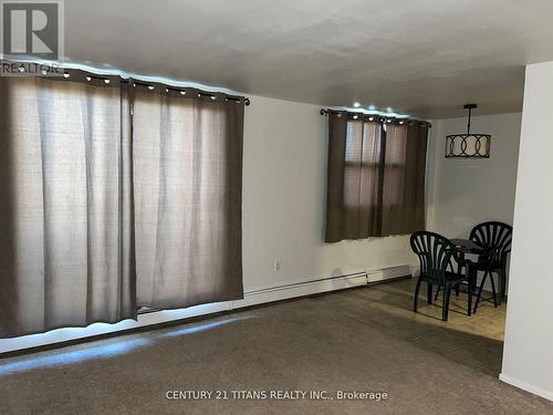 702 - 931 Wonderland Road, London South, ON - Indoor