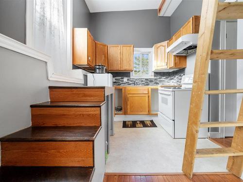 208 Pleasant Street, Truro, NS 