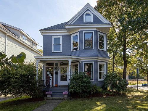 5554- 5556 Atlantic Street  Halifax, NS B3H 1G4