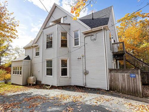 105 Pleasant Street, Dartmouth, NS 