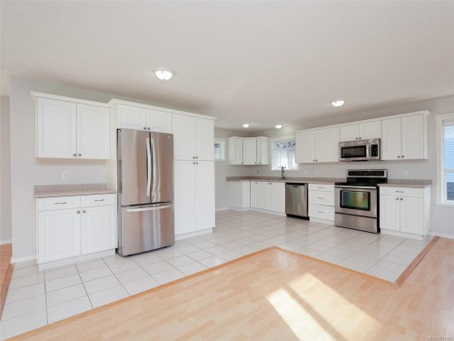 6262 Selkirk Terr, Duncan, BC 