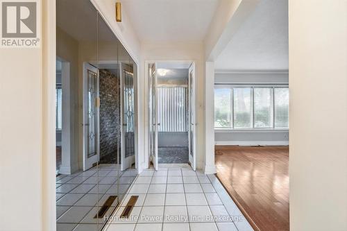 2085 Fowler Court, Mississauga (Sheridan), ON - Indoor Photo Showing Other Room