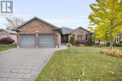 471 AMBLESIDE DRIVE  London North (North A), ON N6G 4W9