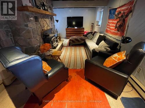 1038 Broken Paddle Road, Dysart Et Al (Dudley), ON - Indoor With Fireplace