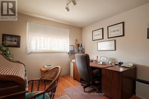 788 Cumberland Avenue, Peterborough (Northcrest Ward 5), ON - Indoor Photo Showing Office