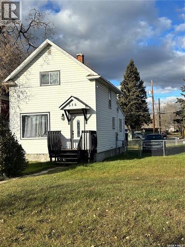514 8th STREET E  Prince Albert, SK S6V 0W6