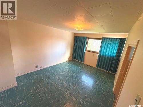 235 Company Avenue S, Fort Qu'Appelle, SK - Indoor Photo Showing Other Room
