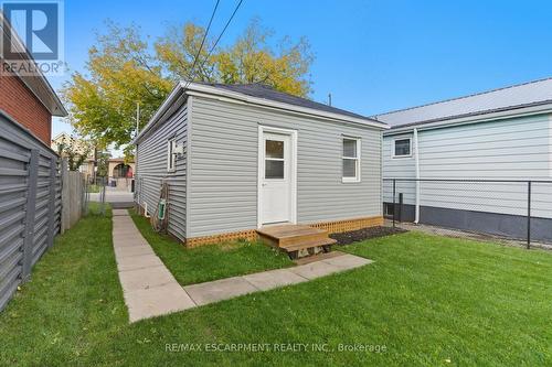 78 Delena Avenue N, Hamilton, ON - Outdoor With Exterior