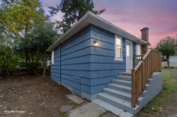 656 Lambert Ave  Nanaimo, BC V9R 3N8