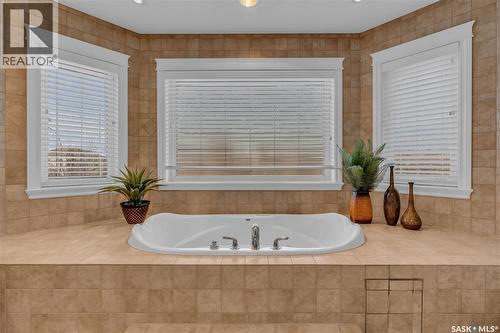 1539 Lakeridge Drive N, Regina, SK - Indoor Photo Showing Bathroom