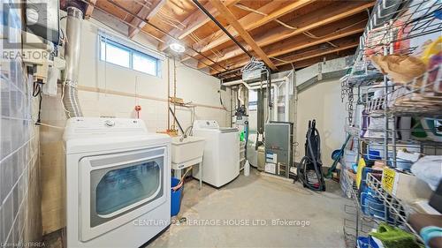 6442 Taylor Street, Niagara Falls, ON - Indoor Photo Showing Laundry Room