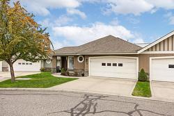 12-680 Valley Road  Kelowna, BC V1V 2J3