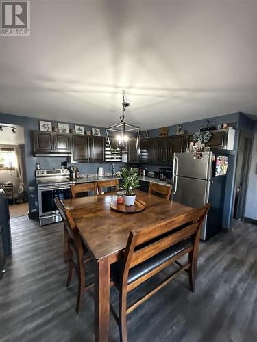 215 Des Sapins, Dubreuilville, ON - Indoor Photo Showing Dining Room