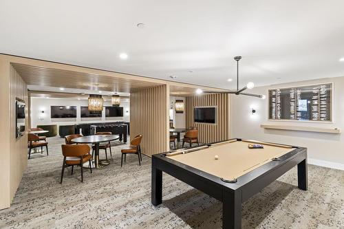 509-3340 Lakeshore Road, Kelowna, BC - Indoor Photo Showing Other Room