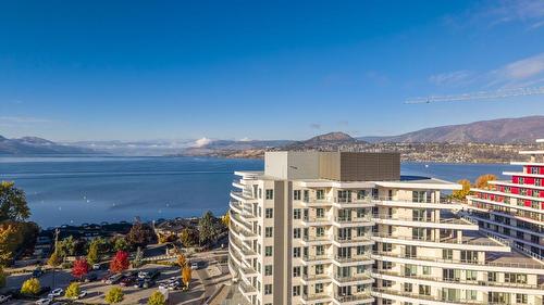 509-3340 Lakeshore Road, Kelowna, BC - Outdoor With Body Of Water With View