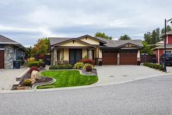 1102 Glenview Court  Kelowna, BC V1Y 0A7