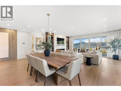 2368 Abbott Street Unit# 9, Kelowna, BC - Indoor Photo Showing Dining Room