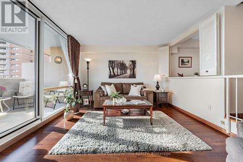 Let The Sun Shine In! - 1306 - 260 Scarlett Road, Toronto, ON - Indoor Photo Showing Living Room