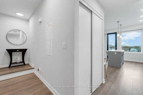 4-1467 O'Connor Drive, Toronto, ON - Indoor Photo Showing Other Room