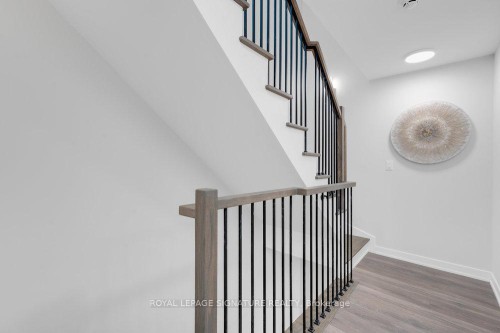 4-1467 O'Connor Drive, Toronto, ON - Indoor Photo Showing Other Room