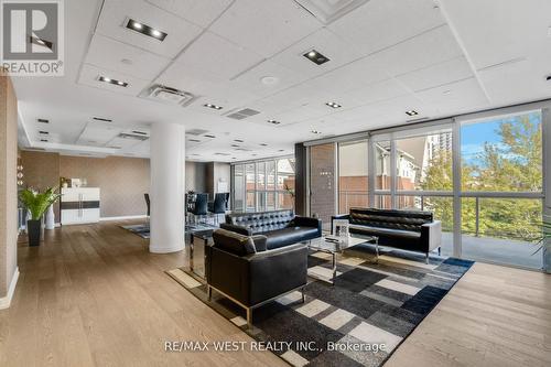 310 - 5101 Dundas Street W, Toronto, ON - Indoor Photo Showing Other Room