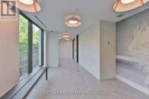 622 - 500 Wilson Avenue, Toronto, ON - Indoor Photo Showing Other Room