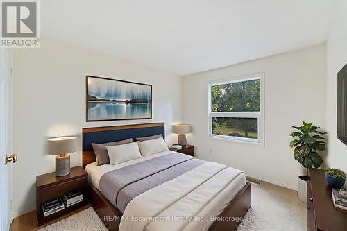 5 - 2065 Sixth Line, Oakville (Ro River Oaks), ON - Indoor Photo Showing Bedroom