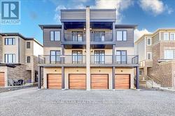 2 - 14 PUMPKIN COR CRESCENT  Barrie, ON L9J 0C2