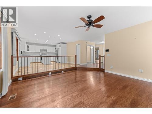 1660 Sonora Drive, Kelowna, BC - Indoor Photo Showing Other Room