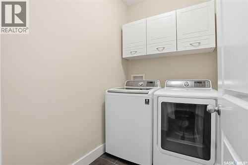 5 29 1St Avenue N, Martensville, SK - Indoor Photo Showing Laundry Room