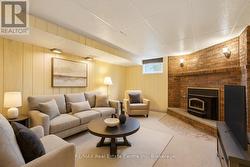 Photo has been virtually staged - 