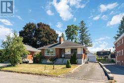 506 VERNON AVENUE  Ottawa, ON K1K 1A6