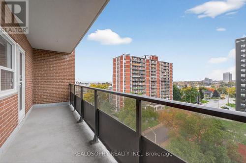 905 - 15 Elizabeth Street N, Mississauga, ON - Outdoor With Balcony With View With Exterior