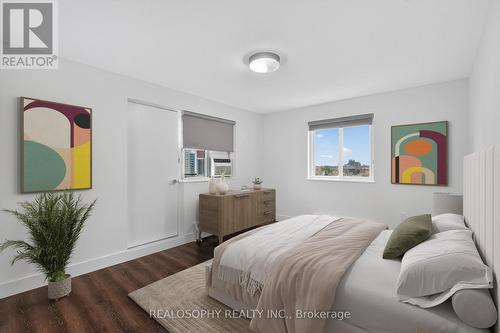 905 - 15 Elizabeth Street N, Mississauga, ON - Indoor Photo Showing Bedroom