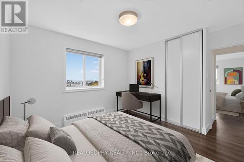 905 - 15 Elizabeth Street N, Mississauga, ON - Indoor Photo Showing Bedroom