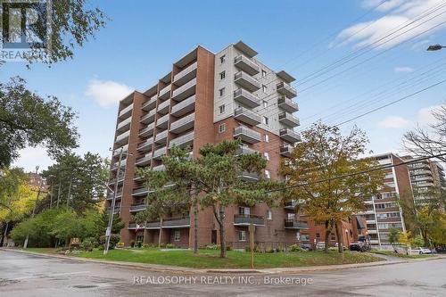 905 - 15 Elizabeth Street N, Mississauga, ON - Outdoor With Balcony With Facade