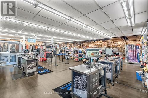 116-120 Speers Road, Oakville, ON 