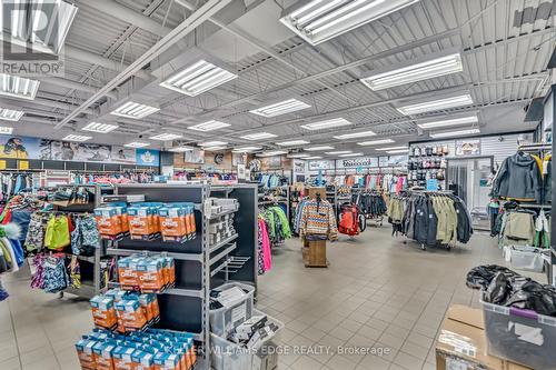 116-120 Speers Road, Oakville, ON 