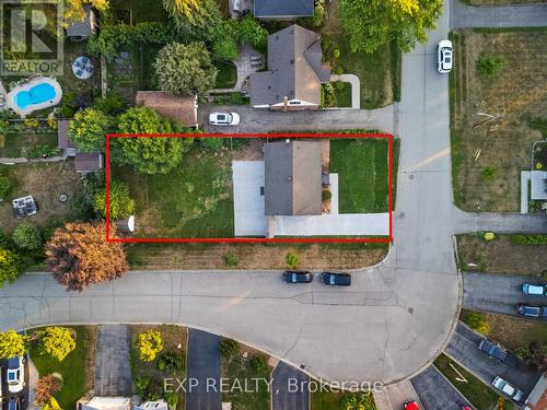 686 Wickens Avenue, Burlington, ON - Outdoor With View